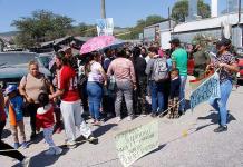 Bloquean Cto. Potosí, demandan seguridad