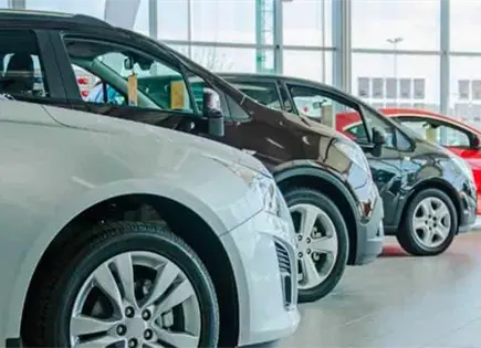 Compra de autos para arrendamiento crece 24%