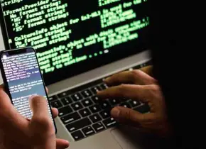 Revelan uso de Pegasus en México para espionaje a periodistas y empresarios