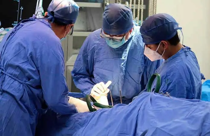 Epidemia de meningitis sin precedentes azota a Reino Unido