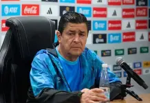 Afición en Guatemala pide salida de Tena de la selección Afición en Guatemala pide salida de Tena de la selección