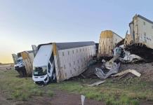 Investigan descarrilamiento de tren de carga en Arizona Investigan descarrilamiento de tren de carga en Arizona