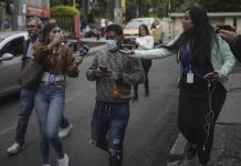 Parientes se disputan la custodia de niños que sobrevivieron a accidente en selva de Colombia