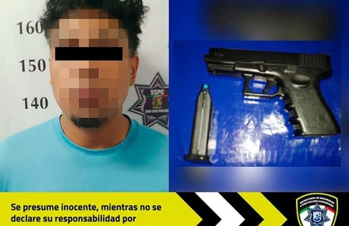 Detienen A Hombre Señalado Por Robo Con Violencia En Lomas 4a Sección 8513