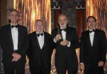 Slim destaca el potencial de México al recibir premio de la Cámara de Comercio de España