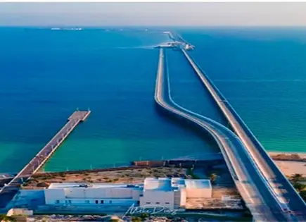 Turistas abarrotan playas de Progreso, Yucat&aacute;n