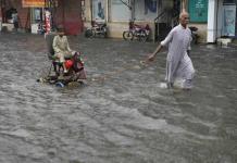 Dos semanas de lluvias monzónicas en Pakistán dejan al menos 55 muertos, incluidos 8 niños