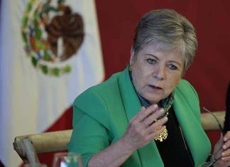 México garantiza acceso a la salud a todos, dice Alicia Bárcena