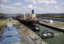 Canal de Panamá informa que hay 134 buques en espera de tránsito por sequía en su cuenca
