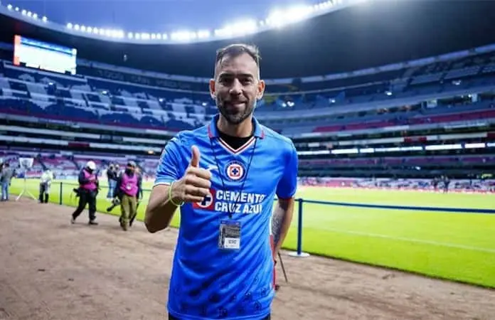 César Chelito Delgado arremete contra Cruz Azul en entrevista
