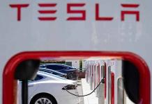 EEUU abre investigación de seguridad tras quejas de conductores de Tesla