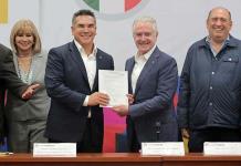Consiguen meta cuatro aspirantes opositores