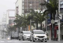 Una tormenta tropical vuelve a golpear las islas de Okinawa con lluvias torrenciales