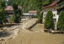 Unas 500 personas son evacuadas en Eslovenia al romperse una presa por las inundaciones
