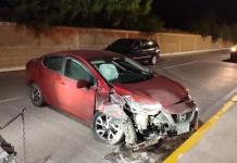 Automovilista sufre accidente en el bulevar Río Santiago