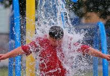 Más de 450 millones de niños viven expuestos a calor extremo en el Sur de Asia