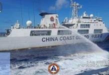 China justifica uso de cañones de agua contra barcos filipinos para evitar confrontación