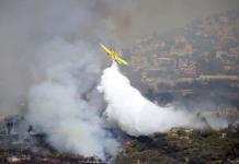 Fuerza multinacional ayuda a Chipre a combatir persistentes incendios