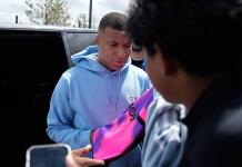 Sigue conflicto Mbappé y PSG