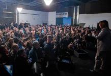 La muerte violenta de una niña paraliza la campaña electoral en Argentina