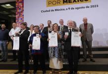 AMLO rechaza hablar de finalistas del Frente Amplio