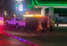 Un muerto y tres heridos, saldo de ataque a balazos contra galleros que salieron de la Fenapo