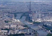 La Torre Eiffel regresa a la normalidad tras una falsa amenaza de bomba