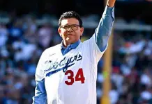 Reaparece Fernando Valenzuela, mejora su salud