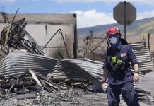 Hawai reporta 93 muertos por el incendio y advierte que apenas ha empezado a calibrar las pérdidas