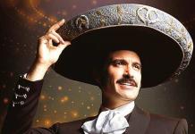 La historia de Vicente Fernández llega a la TV abierta con una edición especial