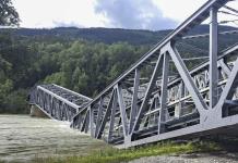 Se derrumba puente ferroviario tras días de lluvias torrenciales en Noruega