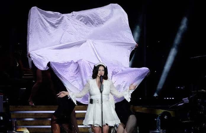 Lana del Rey debuta en el Foro Sol de la Ciudad de México