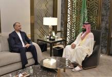 Canciller iraní visita a príncipe saudí al mejorar relación entre rivales