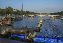 Cancelan prueba de natación del paratriatlón en el Sena por mala calidad del agua