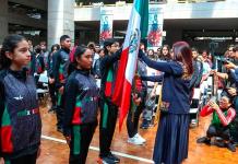 Abanderan a selección mexicana que participará en Juegos Escolares