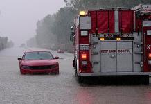 Hilary llega a California  y la inunda