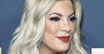 Actriz de Beverly Hills 90210 confiesa su miedo al agua y a ser envenenada