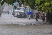 La tormenta tropical Franklin toca tierra y amenaza con inundaciones a Haití y República Dominicana