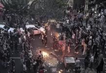 Irán condena a 8 a prisión por la muerte de un paramilitar en las protestas de 2022