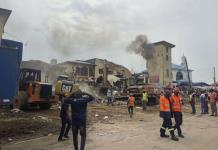 Derrumbe de edificio en Nigeria deja dos fallecidos y muchos desaparecidos