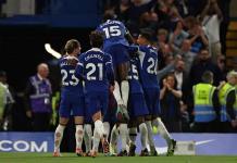 Guiado por Sterling, el Chelsea logra su primer triunfo de la temporada