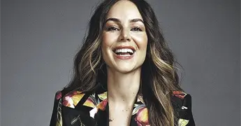 Camila Sodi revela su histerectom&iacute;a y agradece al personal m&eacute;dico
