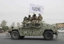 Rusia podría quitar a talibanes de lista de grupos terroristas, según fuentes diplomáticas