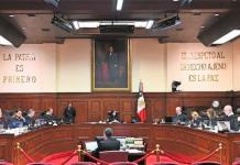 Gobernadores de Morena cierran filas con López Obrador contra la SCJN
