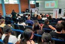 Imparten conferencias a alumnos de UISLP
