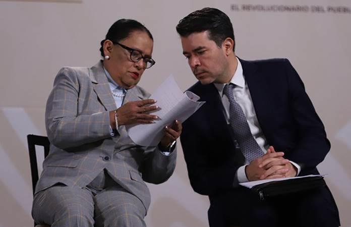 Rosa Icela Rodríguez, secretaria de Seguridad y Félix Medina Padilla, titular procurador fiscal / El Universal