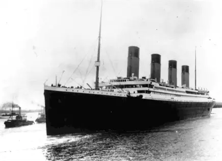 Subastan chaleco salvavidas del Titanic por casi 777 mil euros