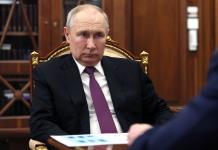 EEUU dice que Putin y Kim intercambiaron cartas mientras Rusia pide municiones