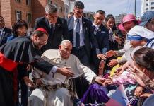 Francisco realiza la primera visita de un papa a Mongolia