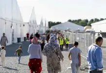 840 mil afganos que solicitaron ingresar a EE.UU. continúan varados en su país: Informe 840 mil afganos que solicitaron ingresar a EE.UU. continúan varados en su país: Informe